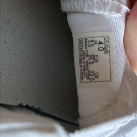 white vans - Picture 5 of 5